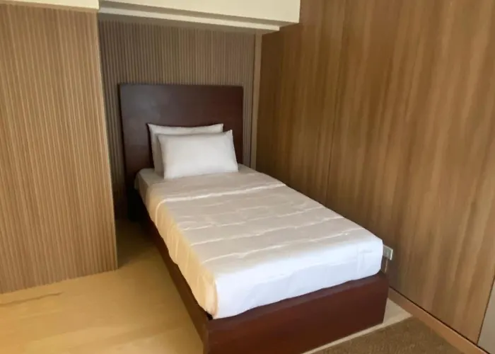 Edsa Heights 2 Bedroom Loft Unit Ama Tower 3411 Manila