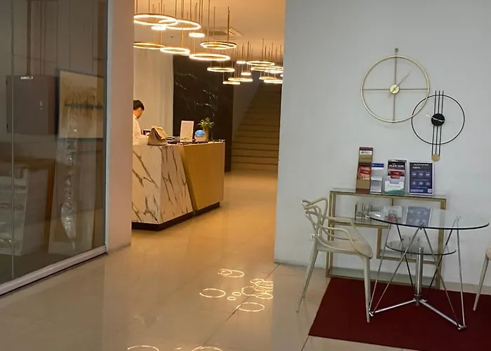 Edsa Heights 2 Bedroom Loft Unit Ama Tower 3411 Manila