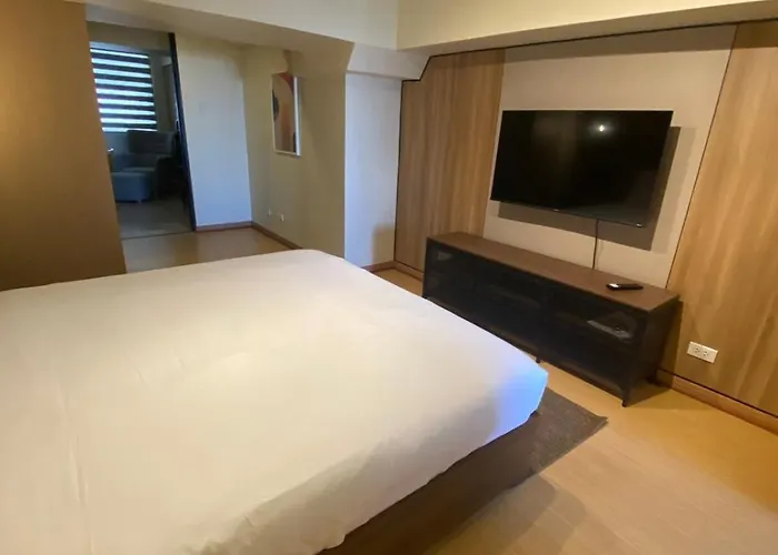 Edsa Heights 2 Bedroom Loft Unit Ama Tower 3411 Apartment